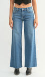 RELAXED WIDE LEG WITH FRAY HEM IN MEDIUM WASH