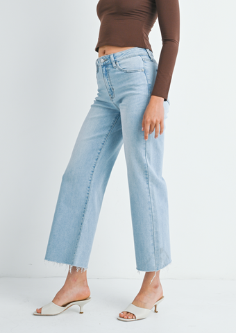 LIGHT DENIM SLIM WIDE LEG